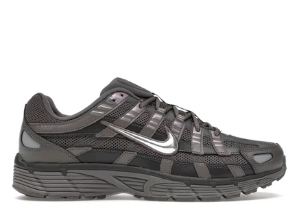 Мужские кроссовки Nike P-6000 бежево-серые с серебристыми деталями