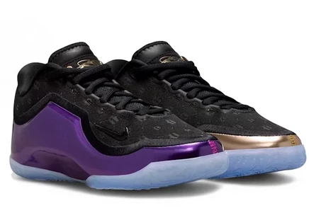 Детские кроссовки Nike LeBron 23, черные/золотистые