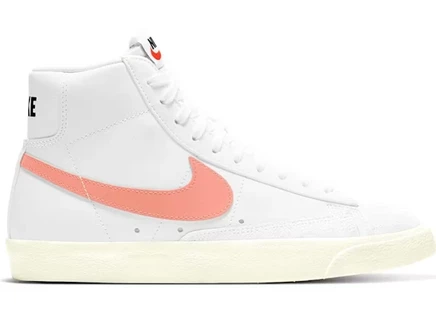 Женские кеды Nike Blazer Mid 77, белые с розовыми акцентами