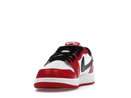 Jordan 1 Retro Low OG Chicago (2025) (GS) varsity red/black/summit white