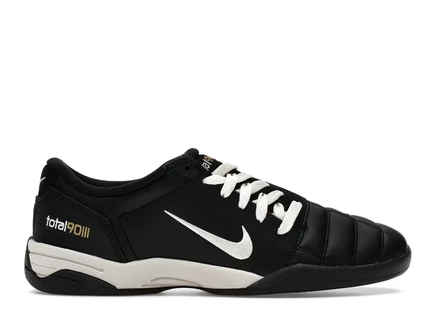 Мужские кроссовки Nike Total 90 3, черные/кокосово-белые