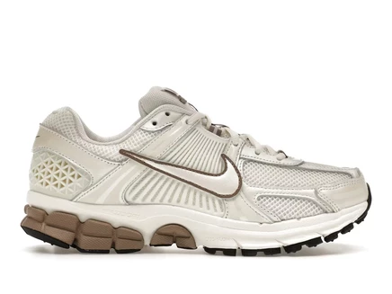 Женские кроссовки Nike Zoom Vomero 5, молочно/коричневые/черные