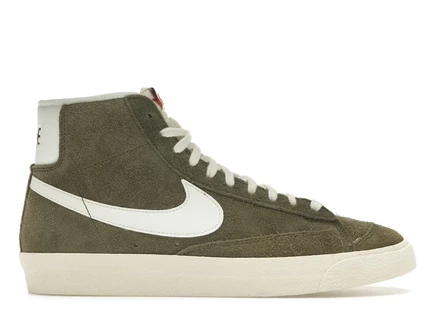 Женские кроссовки Nike Blazer Mid 77 Vintage оливковые