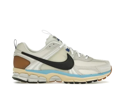 Женские кроссовки Nike Zoom Vomero 5 Designed by Japan, кремово-черно-голубые