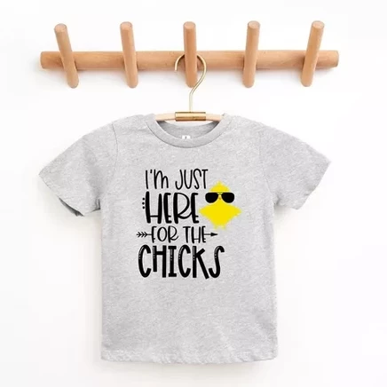 Я Здесь Только Из-За молодежной футболки Chickens с коротким рукавом heather grey