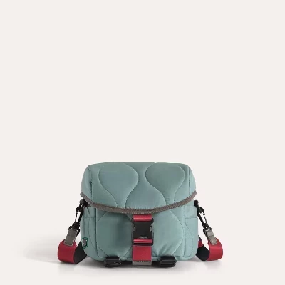 Складывающаяся сверху структурированная сумка-мессенджер Paz 4L Featherlight Camera Sling Messenger Bag.