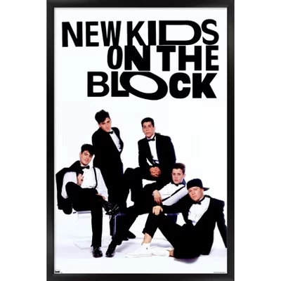 Постер в рамке New Kids on the Block, черный