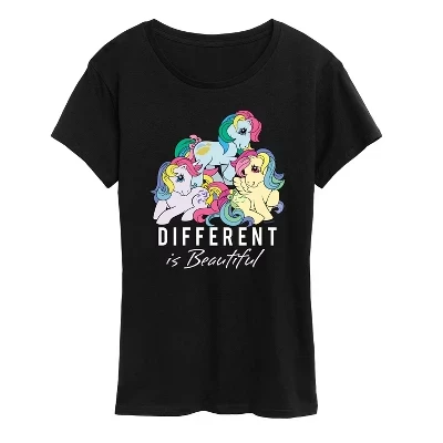 Женская футболка с коротким рукавом и графическим принтом Different Is Beautiful черного цвета