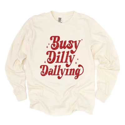Busy Dilly Dallying Stars Distressed - Женская одежда, окрашенная футболка с длинным рукавом и рисунком цвета слоновой кости