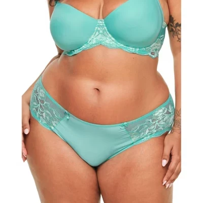 Женская модель Vicky Brazilian blue
