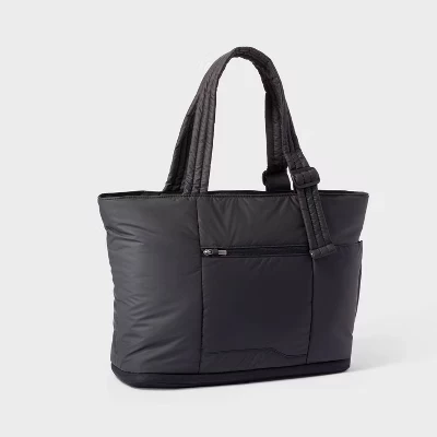 Вместительная сумка Weekender из фугу - черный