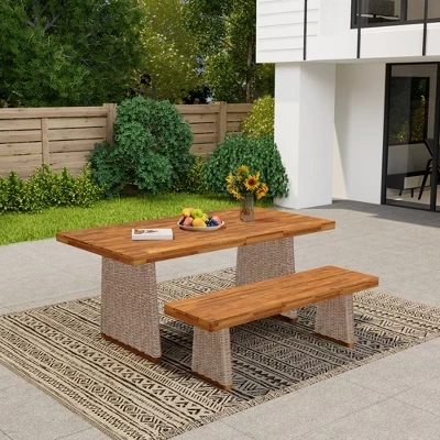 Обеденный сервиз Saltus Outdoor из 2 предметов из дерева акации с ножками из ротанга ручной работы коричневого цвета