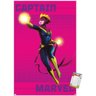 Постер Trends International Captain Marvel, белый
