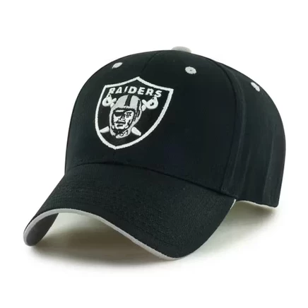 Бейсболка с застежкой-молнией Las Vegas Raiders: Регулируемая бейсболка с логотипом команды