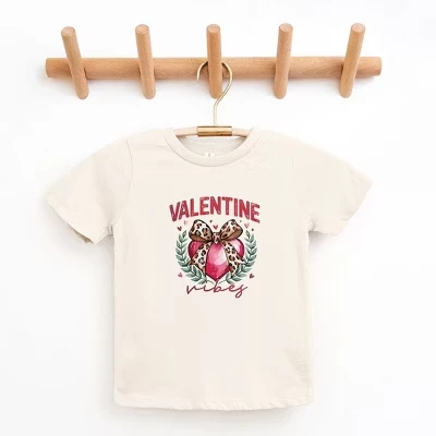 Кремовая футболка для малышей с коротким рукавом Coquette Valentine Vibes