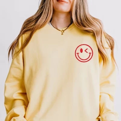 S.W.Smiley Fishing Club Anchor - Женская легкая одежда, окрашенная в цвет свитшота butter