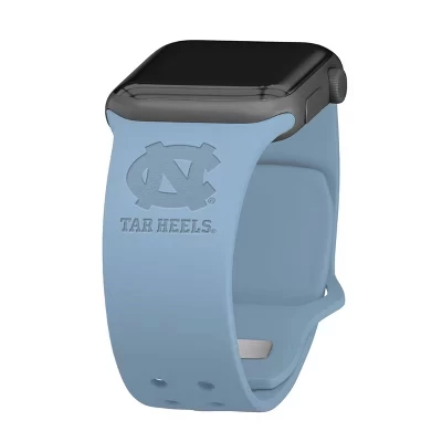 Ремешок Apple Watch с выгравированным на нем словесным знаком от компании North Carolina Tar Heels