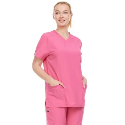 Женский эластичный медицинский топ-скраб HEAL+WEAR с V–образным вырезом и 2 накладными карманами - Растягивается в 4 стороны - Мягкий и профессиональный крой розового цвета