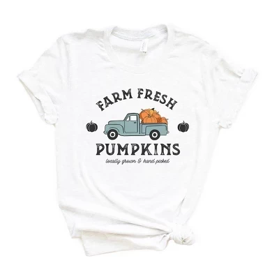 Женская футболка с коротким рукавом и рисунком Farm Fresh Pumpkins Truck белого цвета