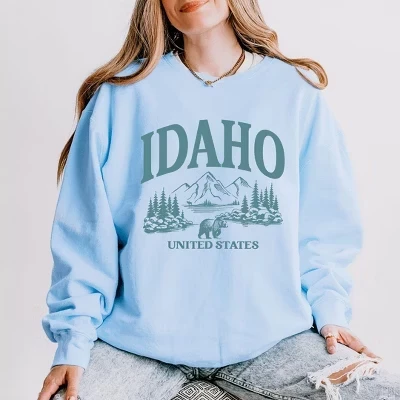 Женская легкая одежда, окрашенная в графический цвет толстовка Idaho Forest Scene hydrangea