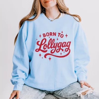 Born To Lollygag Stars Distressed - Женская легкая одежда, окрашенная в цвет свитшота hydrangea
