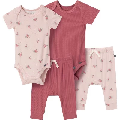 Комплект боди и штанишек Modern Moments™ от Gerber для маленьких девочек из 4 предметов