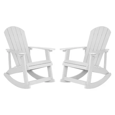 Набор из 2 классических всепогодных кресел-качалок Marcy из полимерной смолы Adirondack с фурнитурой из нержавеющей стали для круглогодичного использования белого цвета.