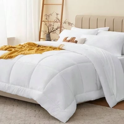 Белый комплект постельного белья King-Size, 7 предметов в сумке, Всесезонное постельное белье со стеганым одеялом, простыни, наволочки белого цвета