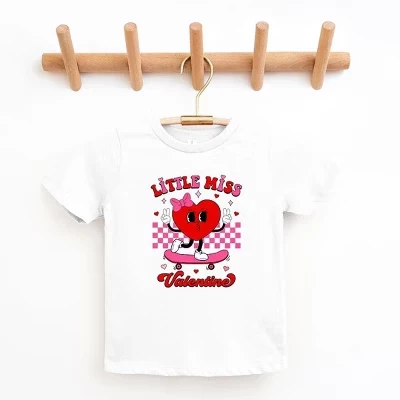 Футболка для малышей на скейтборде Little Miss Valentine с коротким рукавом белого цвета