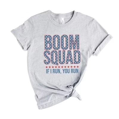 Женская футболка с коротким рукавом Boom Squad Varsity Stars с графическим рисунком для женщин