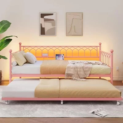 Металлическая кушетка Twin Size с выдвижным ящиком, Каркас дивана-кровати со стальной планкой, Двуспальная кровать на колесиках для небольших помещений, Спальня, Квартира розового цвета