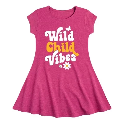 Графичное платье с коротким рукавом Vibes Wild Child Fit & Flair цвета Хизер фуксия