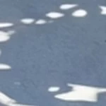 Бистро Kanokwan Transitional из алюминия с внутренним двориком и ажурным дизайном из блестящей меди