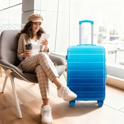 Набор чемоданов Whisen 20″/24″/28″ поликарбонат, светло-голубой
