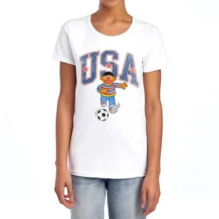 Женская футболка Sesame Street Ernie USA Soccer, белая