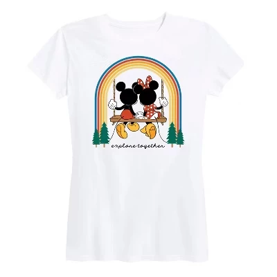 Женская футболка с коротким рукавом и рисунком 