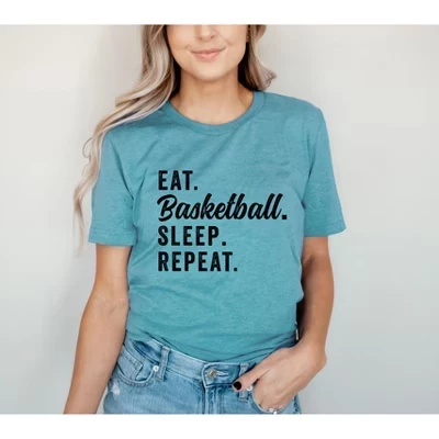 Женская футболка Eat Basketball Sleep Repeat с коротким рукавом и графическим рисунком синего цвета