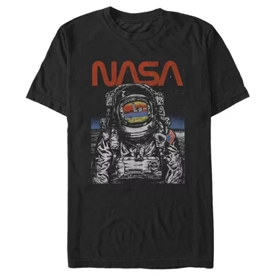 Мужская винтажная ретро-футболка Astronaut Moon Reflection черного цвета