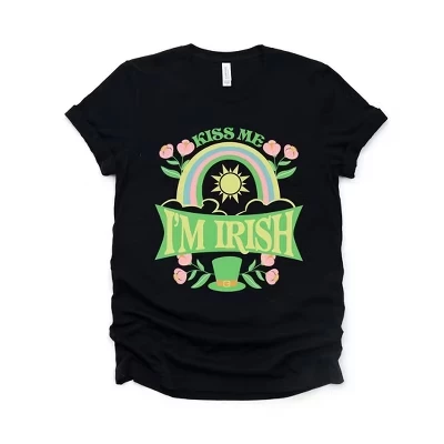 Женская футболка Simply Sage Market с принтом Kiss Me I'm Irish, черная