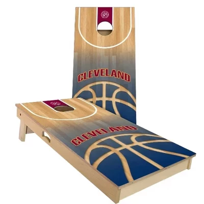 Набор досок для баскетбола Cleveland Basketball Cornhole | Включает в себя (2) доски, (8) Сумки и дополнительные аксессуары, а также чехол для переноски