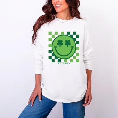 S.W.Smiley Clover Eyes Smiley - женская одежда, окрашенная футболка с длинным рукавом и рисунком белого цвета