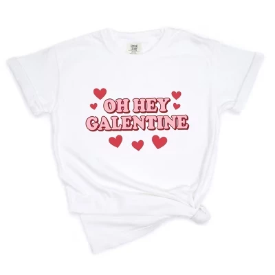Oh Hey Galentine Hearts - Женская одежда, окрашенная в белый цвет футболка с рисунком