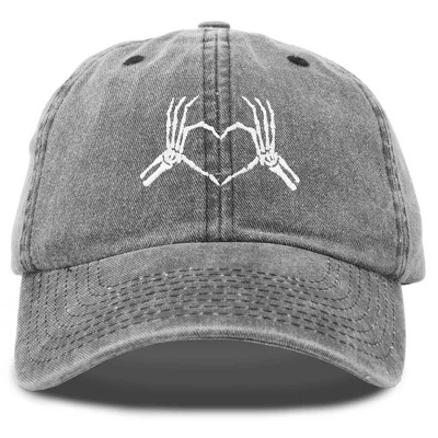 Женская кепка DALIX Heart of Bones, черная