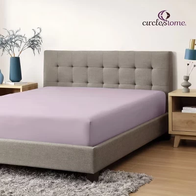 Простыня из сатина CirclesHome - мягкая, воздухопроницаемая, прочная и устойчивая к выцветанию. лавандовый