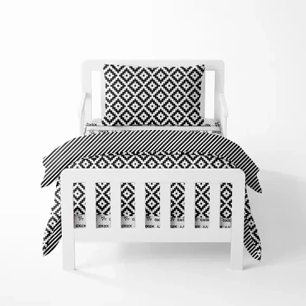- Комплект постельного белья для малышей Love Aztec Print Black из 4 предметов