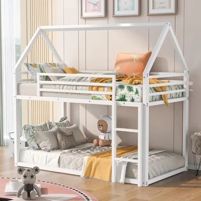 Двухъярусная кровать Bellemave Metal House, две односпальные кровати / Две односпальные кровати в комплекте, С горкой и лестницей, ограждениями, Каркас в стиле игрового домика для детей, для мальчиков и девочек, белый