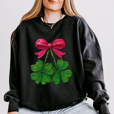 Clover Cherries Paint - Женская легкая одежда, окрашенная в черный цвет.