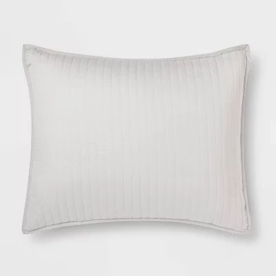 Декоративная наволочка Threshold Washed Cotton Sateen, серая