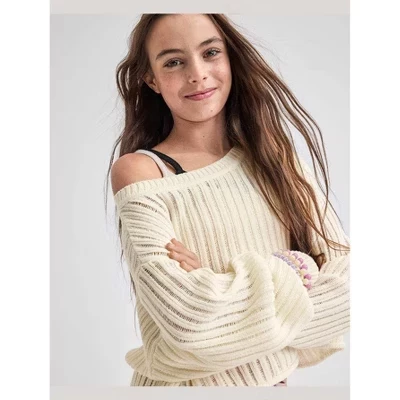 Вязаный свитер с длинными рукавами и открытыми плечами для девочек-подростков кремового цвета