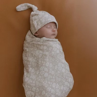 Набор из органического пеленального одеяла и шапочки Makemake Organics - Wildsage wildsage